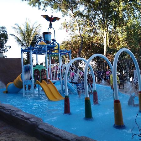 Aldeia Do Lago C204- Com Cozinha , Churrasqueira E Bebidas Liberadas No Parque Aquatico, Internet Banda Larga, Ponto Recarga De Carro Eletrico Калдас-Новас Екстер'єр фото